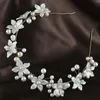 Fermagli per capelli Corona di fiori bianchi Fasce di perle Diademi semplici Accessori per gioielli da sposa per sposa Fasce per capelli a cerchio per feste per ragazze