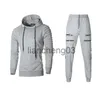 Herrespår Nya 2 stycken Tracksuit Men's Military Hoodie sätter sublimering kamouflage muskel man höst vinter taktisk jacka byxor j231023