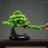 Dekorativa blommor kinesisk stil simulerad välkomnande tall bonsai luohan cypress falska växter grönare konstgjord uteplatsdekor