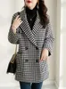 Women's Wool Blends Tweed Heavy Jackets Turn-down Collar Big Pocket Women Coat Winter Vintage Office Lady Fashion High-end Slim Woman Long Coat 231021