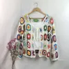 Kvinnors tröjor Spring Autumn Women Ethnic Style Handgjorda virkning Cardigan Mujer Boho Colorful Hollow Out Sticked tröja kappjacka 231021