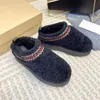 Tasman tofflor kastanj päls glider sherpa fleece fluffy tazz fläta scuffs mules kvinnor ultra mini plattform boot slip-on skor