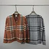 #2 Tasarımcı Hardigan Sweater Hardigan Örgü Taşlar Adası Erkekler Moda Mektubu Beyaz Siyah Uzun Kollu Giyim Fermuar Kazak Kol Bant 0104