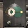 ウォールクロックリビングルームクロックデコレーションハンドギフトラウンドホームピースアートナンバーゴールドカラフルなモダンなデザインリロジ装飾