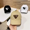 Designer Prad Inverterad Triangle Baseball Hat Trend High Quality Duck Tongue Hat Par Style Splice Elegant Fashion Hip Hop Hat Outdoor