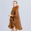 KAPE KAPE KVINNA JACKETER Högkvalitativ kvinnor Woolen Cardigans Faux Fur Ball Patchwork Loose Plus Size Office Lady's Cape Winter Thick Outterwear Cloak Coat 231023