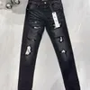 Jeans Purple Designer Pant empilé Jeans Men Tears European Mens Pantals Pantalons Biker Broderie Ripped for Trend 772