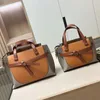 Kadınlar Omuz Çantası Cowhide El Çantası Orijinal Deri Tote Çantalar Yüksek kaliteli moda crossbody cüzdan büyük kapasiteli paket bayan çapraz cüzdan