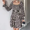 Abiti casual Autunno Abito con colletto quadrato Moda donna Stampa leopardata Midi Manica lunga davanti Flowy A Line Festa a vita alta