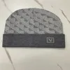 23SS Modedesigner-Mützen Herren- und Damenmütze Herbst/Winter Thermo-Strickmütze Skimarke Motorhaube Hochwertige karierte Totenkopfmütze Luxuriöse warme Mütze