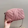 Torebka z kamery torebki crossbody torba sprzęgła srebrna sprzętowa liste