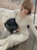 基本的なカジュアルドレス縞模様のフード付きマキシドレス女性長袖ウエストスリミングアライン秋の春のベスティド韓国ファッションローブミュージャー231024