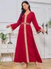 Vêtements ethniques Dubaï Ramadan Moyen-Orient Arabie Saoudite Abaya Robe musulmane Femme Or Perlé Dentelle Simple Mode Robe islamique