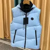 Designer Hommes Gilet Femmes Broderie Badge Géométrique Matelassé Co Marque Col Debout À Capuche Puffer Gilet Couple Extérieur Casual Veste Chaude Manteau Top