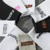 Chaussettes en coton pour femmes, lettres Jacquard, tendance, personnalisées, rue, Hip Hop, personnage artistique, équipage pour dames, I107