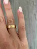 En tant que créateur d'origine Grave 6 mm Diamond Love Ring 18K Gold Silver Rose 750 Aneaux en acier inoxydable Femmes Men Lovers Bijoux de mariage Big USA Size 6 7 8 9 10 11 12