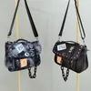 Neue Tasche Damen Vintage Denim Briefträgertasche Mode Umhängetasche Personalisierte Niete Hängekette Handtragende Umhängetasche Trend