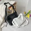 Schoudertassen Tassen Geplooide zachte damestas Casual nylon handtas met hoge capaciteit Koreaans Eenvoudig Dames en Bagstylishhandbagsstore