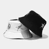 Beralar unisex siyah beyaz renk blok kova şapka yıldızı göz grafiti baskı balıkçı kapağı A2UA