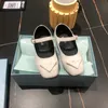 Sevimli tasarımcı kız ayakkabı deri elbise ayakkabıları lüks çocuklar bebek tasarımcılar kız spor ayakkabılar yeni doğan büyük çocuk Noel hediye deri