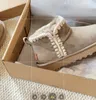 Designer Australien varumärkesdesigner Stövlar Luxury Winter Flat Shoes Sheepskin Shearling Platform Fur Slides Classic Men Australian Tasman Boot Storlek 35-41