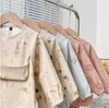 Bavoirs mignons pour bébés de 0 à 5 ans, tablier imperméable à manches longues, animaux de dessin animé, alimentation pour enfants, Bavoir smocké