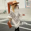 Women's Cape Women Autumn Winter Large Size Pullover Cloak Floral Warm Ponchos and Capes High Quality Fashion Women Tippet Cappa 231023