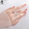 Anéis de casamento ORSA JEWELS Brilhante 8A Cubic Zirconia Promessa Halo Anel de banda de casamento para mulheres 925 prata esterlina joias de casamento LZR03 Q231024