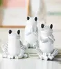 Nordic Resin Yoga Frog Animal Furniture Creative decoration of living room porch desktop Resin home statues212z3665374