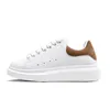 Unisex Top Quality Designer Sneaker Mulher Homem Luxo Running Shoes Verão Fora Fácil de Usar Com Caixa Transporte Rápido Veludo Lace Up Sapato Branco