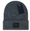 Neue Beanie Skull Caps Luxusmarke Frankreich Hut V Beanie Strickmütze Designer Cap Männer Frauen Ausgestattet Hüte Unisex Kaschmir Buchstaben Casual Skull Caps Outdoor A16