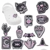 Schoenonderdelen Accessoires Groothandel 100 stuks Pvc Spell Book Skl Cat Witches Brew Bat Poison Moon Diamond Sandalen Gesp Decoraties voor Dhhw6