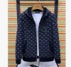 Designer Mens Hooded Jacket Windbreaker Spring Autumn Fashion Coats Män Knitwear Ytterkläder Casual Bomber Jackets Högkvalitativa herrkläder