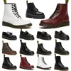 2024 Luxe designer laarzen dr martins winterlaarzen Leer zwart Halve laarzen Kniedoc martens klassieke westerse snowboots winterlaarzen platform dameslaarzen