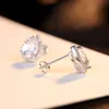 Nueva gota de agua Zircon Sier Stud marca europea Super brillante gema temperamento pendientes joyería para mujeres fiesta de boda regalo del día de San Valentín