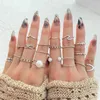 Anneaux de cluster Punk Ring Set 19pcs pour femmes Vintage réglable filles perle serpent 2023 bijoux de mode à la mode