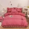 Bedding Sets Designer Home Decor Bedding Black And White Four-piece Bedclothes Thousand-bird Check Striped Bed Skirt Three-piece Plaid Set