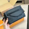 Mini zachte kofferbak Luxe herentas Crossbody Chain Bag Man Designer tas Handtas Mode portemonnee Reliëf rundleer Matzwarte hardware Buitenzak met ritssluiting