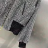 女性ファッションデザイナージャケットレタープリントショートスタイルコート屋外風力織りジャケットウィンドブレーカー