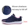 Kvinnor sneakers casual skor lägenheter mesh andningsbara tränare damer skor kvinnliga sneakers kvinnor skor korg tenis feminino