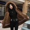 Trench da donna 2023 Moda Cappotto invernale Giù di cotone Addensare Giacca calda Donna Parka Collo di pelliccia Parka con cappuccio Capispalla imbottito in cotone