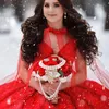 Robe de princesse rouge Sexy, col en v, robe de bal, épaules dénudées, dentelle perlée avec Cape, robe de soirée 15e, douce 16