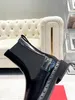 Designer nuove scarpe da donna in stile europeo e americano in pelle con tacco sottile nero