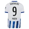 Drużyna klubowa piłka nożna Hertha BSC Berlin Jersey 11 Fabian Reese 25 Haris Tabakovic 12 Tjark Ernst 9 Smail Prevljak 6 Michal Karbowlik Football Kits 2023 2024 White