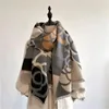 Vinterkvinnors halsduk lyx design dubbelsidig kashmir känner halsduk varm blomma halsduk sjal