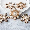 Moldes de cozimento Natal floco de neve cortadores de biscoito biscoito gravação molde sobremesa molde fondant bolo decoração ferramenta