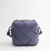 Mini borsa fotografica a strati autunno/inverno: lussuosa vera pelle, motivo intrecciato, trapuntata quadrata di design B-Style-V Mini NERO Marrone Lavanda BIANCO