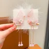 ヘアアクセサリーレディースヘアピン刺繍蝶ぬいぐるみクリップレトロタッセルペンダントバレットヘッドウェアガールズ