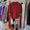 Pulls pour femmes tricots automne vêtements 2023 vêtements bidirectionnels avec pull à manches longues femme fine rayée épaule plissée haut