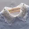 Bow slipsar koreanska kvinnor handgjorda diamantpärlbockad skjorta krage vit falsk